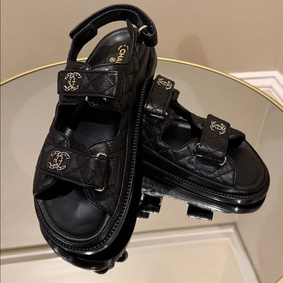 Chanel Dad Sandals chain CC logo Quilted leather sz 38.5 AUTHENTICATED! - Picture 15 of 17